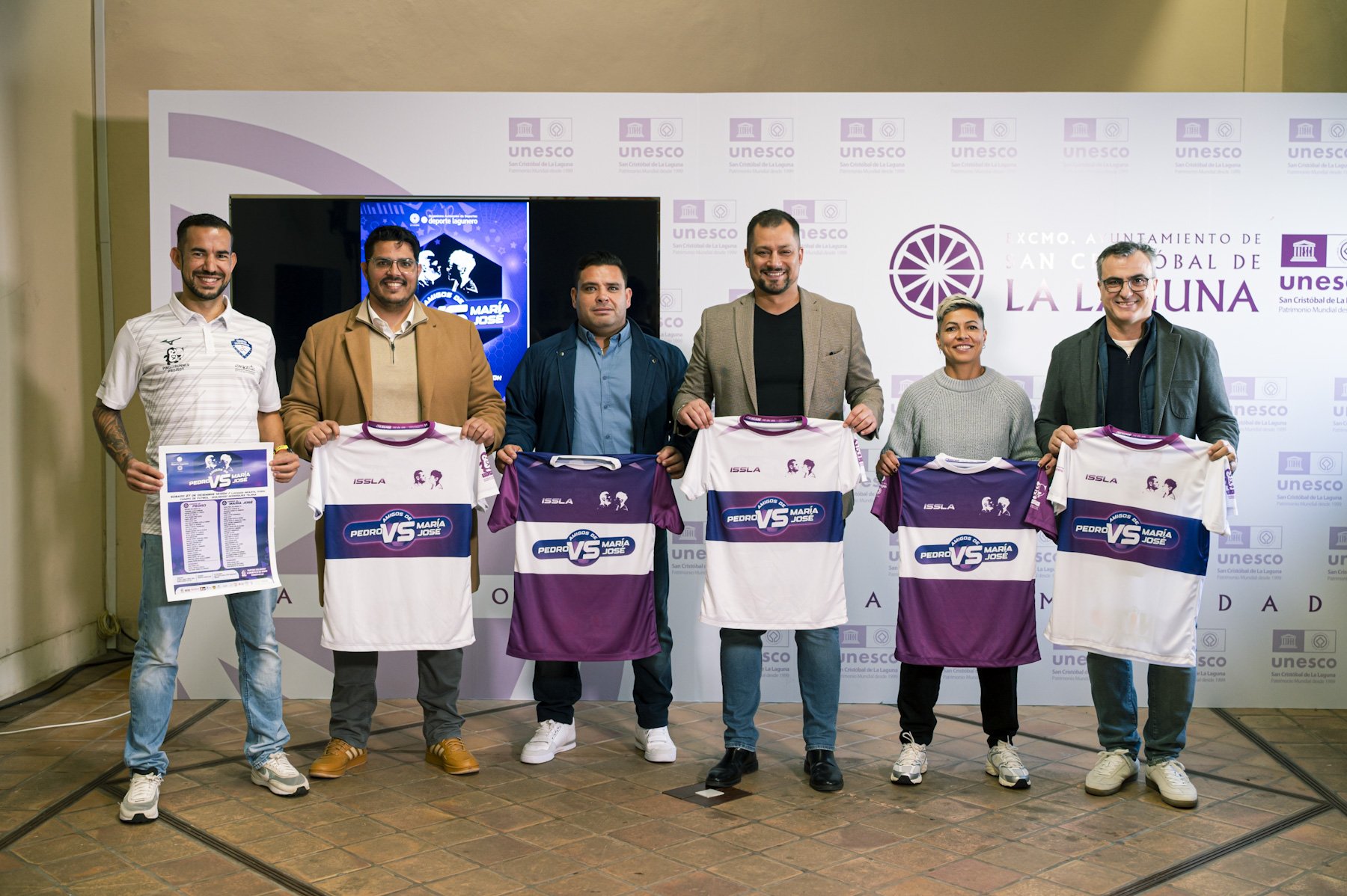 Foto final tras la presentación (CEDIDA)