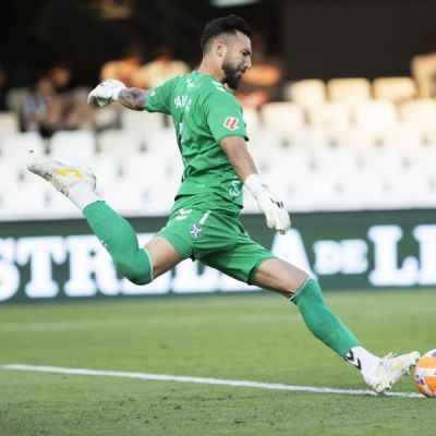 Salvi Carrasco sacando de portería (La Liga)