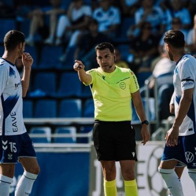 Sánchez Villalobos en el Tenerife- Éibar (CD TENERIFE)