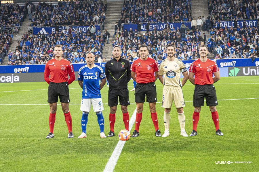 Sánchez Villalobos pitó el Oviedo - Racing de Ferrol (La Liga)