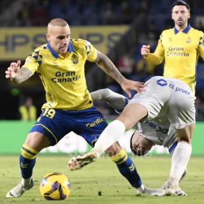 Sandro contra el Alavés (TINTAAMARILLA.ES / C. Torres)