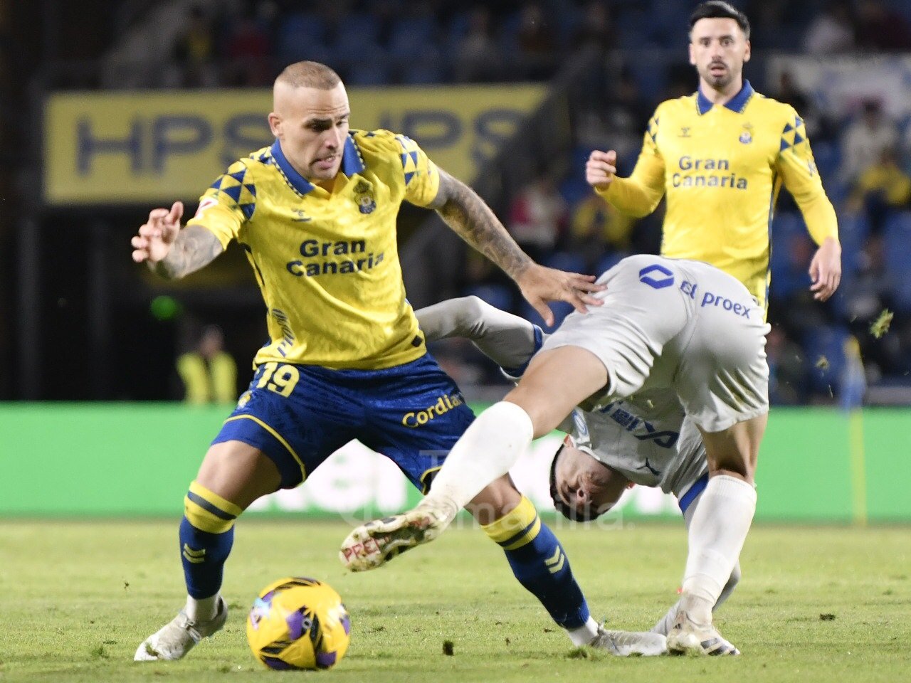 Sandro contra el Alavés (TINTAAMARILLA.ES / C. Torres)