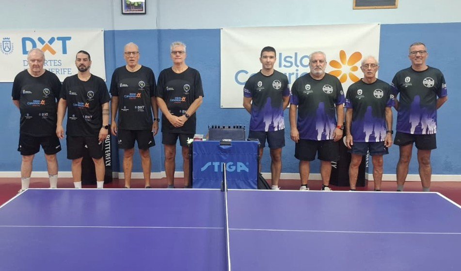 Equipo de Tercera de tenis de mesa. (CÍRCULO DE AMISTAD XII DE ENERO)