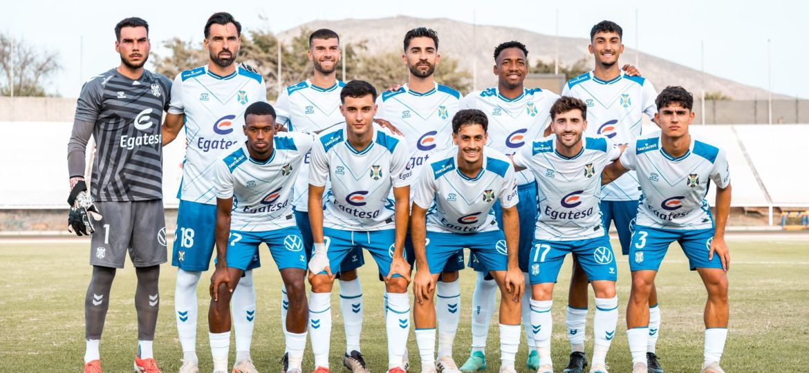 Alineación del Tenerife contra el Marino (CD Tenerife)