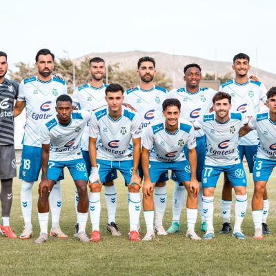Alineación del Tenerife contra el Marino (CD Tenerife)