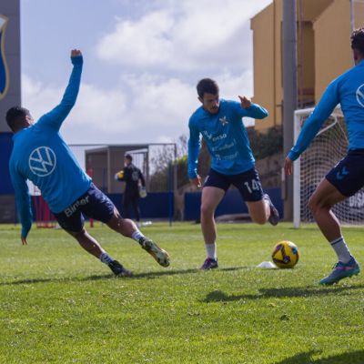 Un entrenamiento del Tenerife (CD TENERIFE)