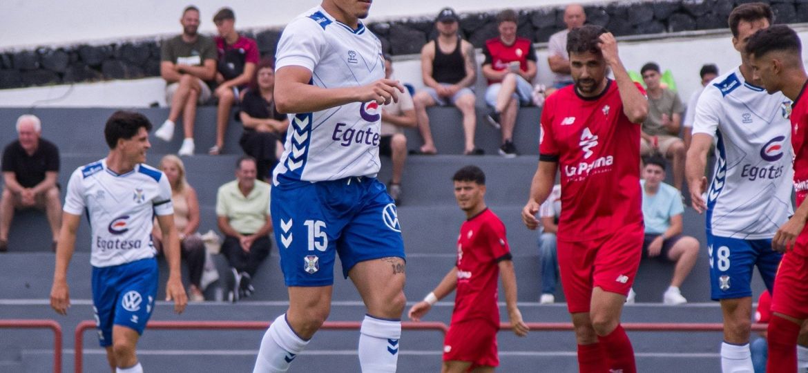 Un partido de pretemporada del Tenerife (CD TENERIFE)