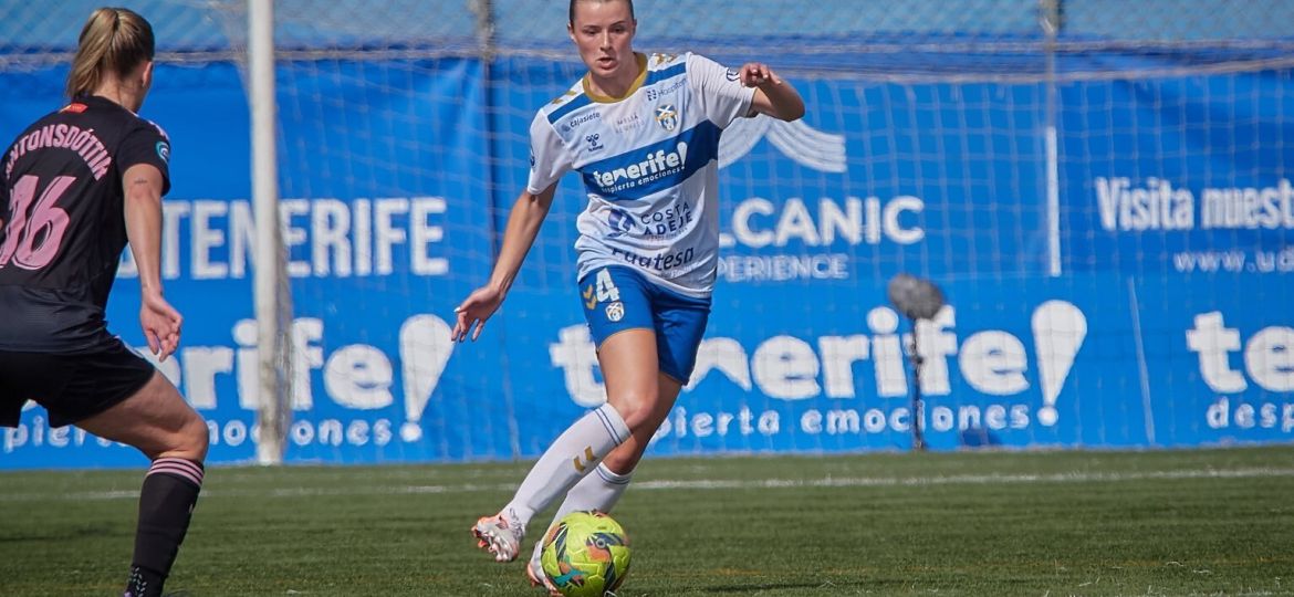 Un partido del Costa Adeje Tenerife (UD COSTA ADEJE TENERIFE)