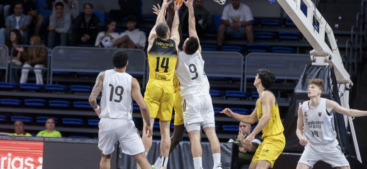Una acción del partido (EMILIO COBOS - CB CANARIAS)