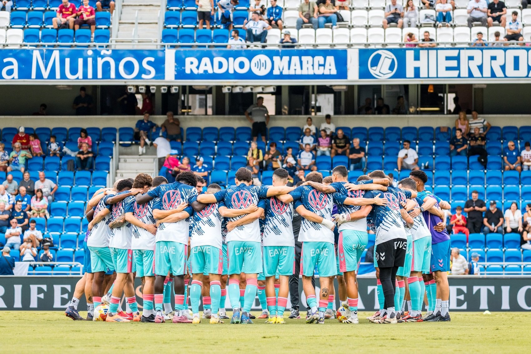 Unión antes de la brega (CD Tenerife)