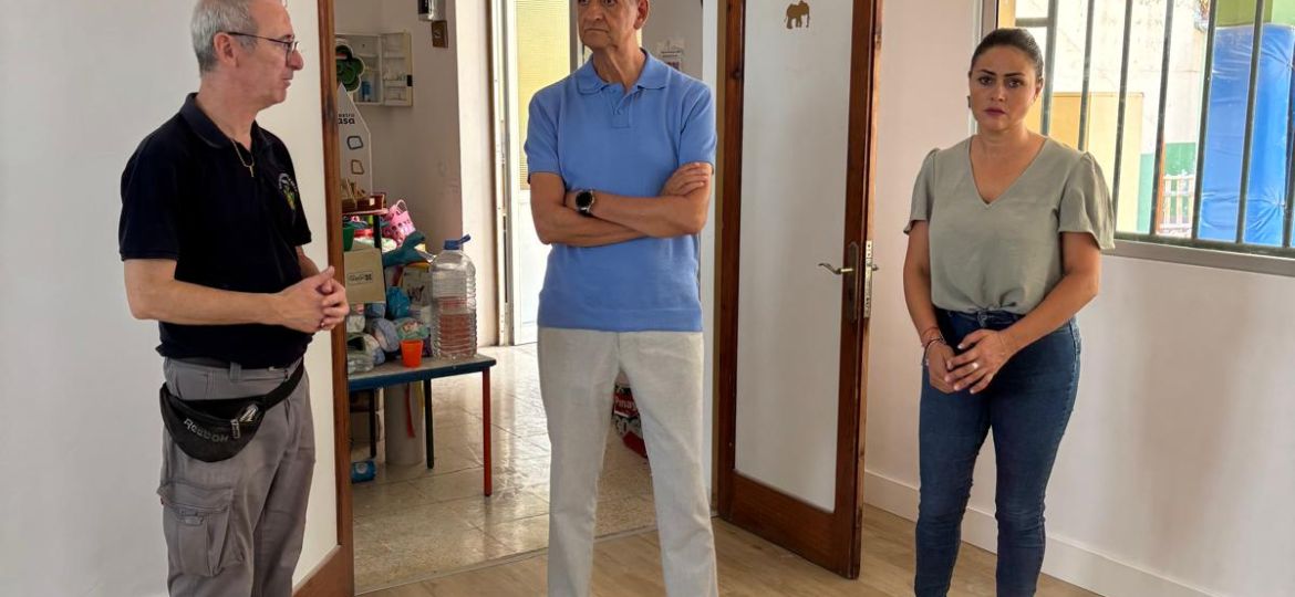 Visita de Francisco Linares a uno de los centros educativos (LA OROTAVA)