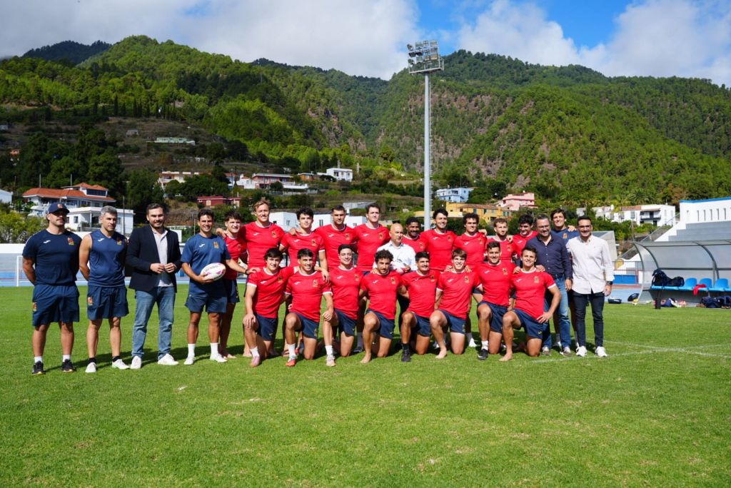 Visita institucional al campo de entrenamiento|Los Leones 7s preparándose para Dubai en Islas Canarias