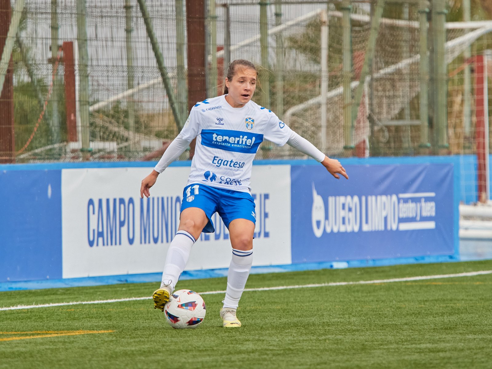 Aleksandra Zaremba durante un encuentro esta temporada. (CEDIDA)