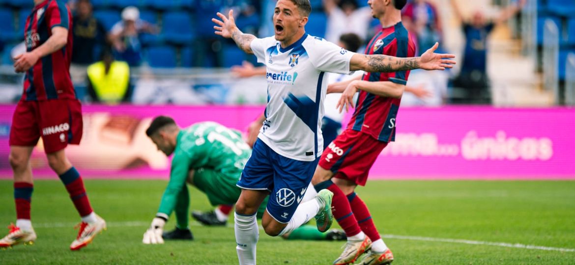 Jorge Padilla|Diseños VISITANTE CD Tenerife 2425 (3)
