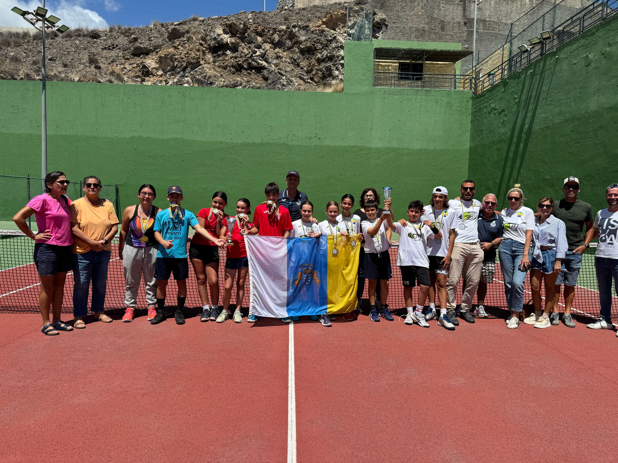 Equipos del campeonato en edad escolar (CEDIDA)
