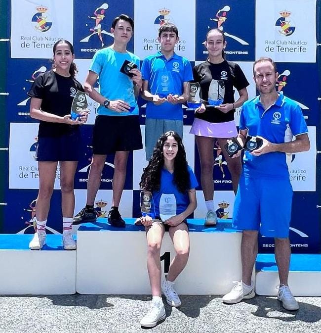 Jugadores del Círculo, en el podio (CEDIDA)
