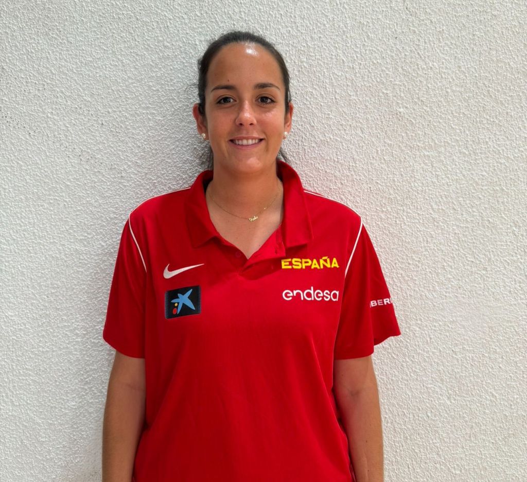 Paula Sánchez con el polo nacional (CEDIDA)