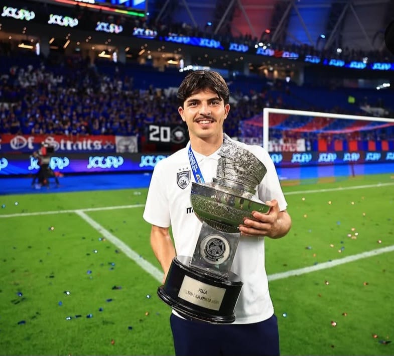 Teto, campeón de la Charity Cup (@OFFICIALJOHOR).