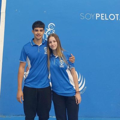 Álvaro Fuentes y Alba Pinto. (CÍRCULO DE AMISTAD XII DE ENERO)