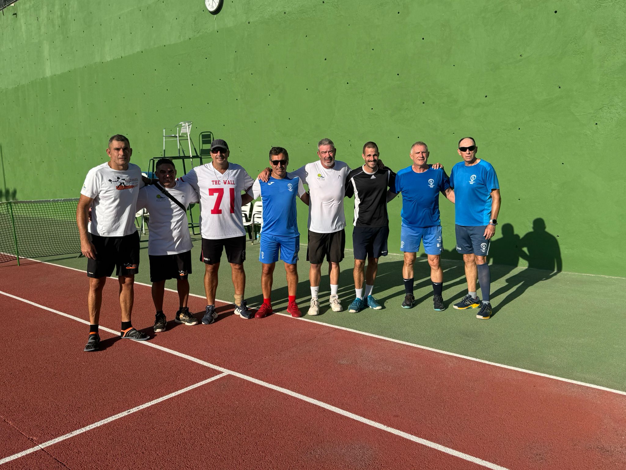 El equipo de veteranos +35. (CÍRCULO DE AMISTAD XII DE ENERO)