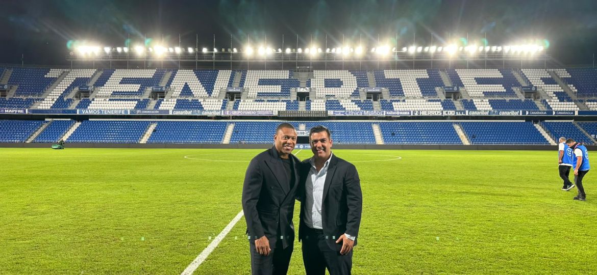 Rayco García junto a Julio Baptista. (CD TENERIFE)