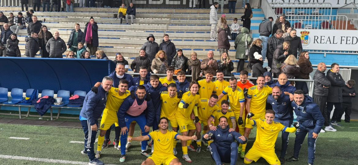 Canarias celebra el pase (CEDIDA)