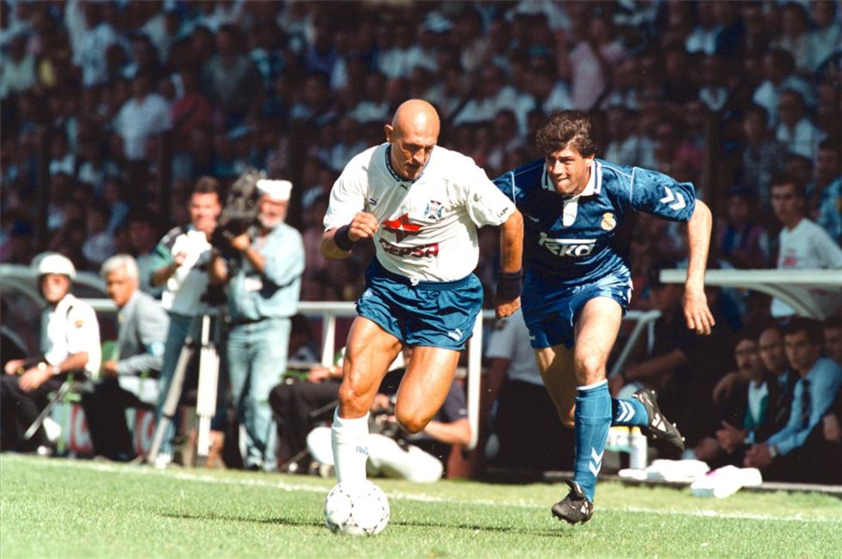 Dertycia ante el Real Madrid. (INTRAFUTBOL)
