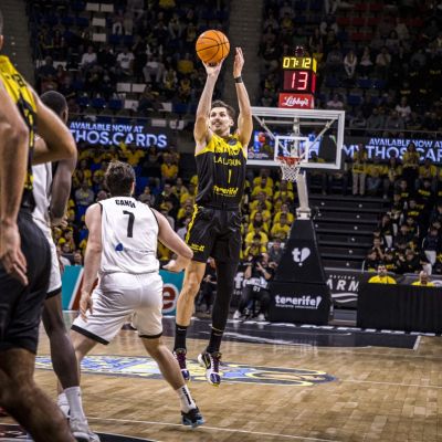 Krämer intenta un triple (BCL)