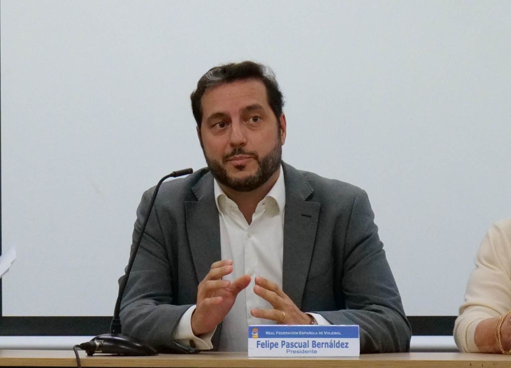 Una imagen del presidente de la Federación (Foto: RFEVB)|bannercopareina