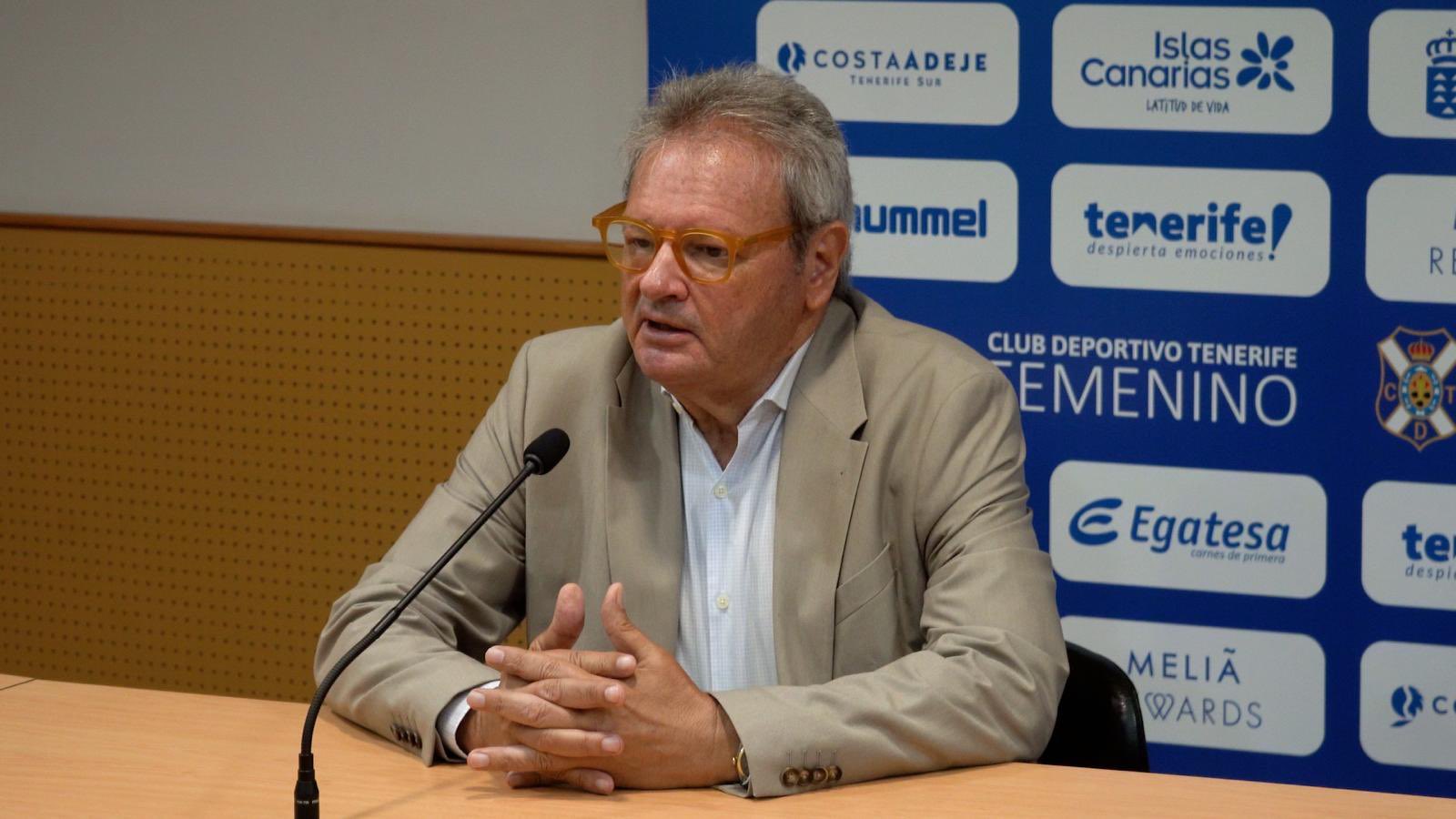 Sergio Batista en sala de prensa (@CDTFemenino)