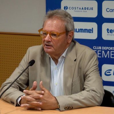 Sergio Batista en sala de prensa (@CDTFemenino)
