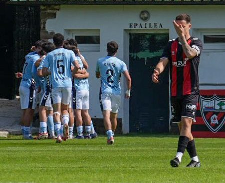Imagen del partido entre el Arenas de Getxo y el Celta Fortuna (@arenas_club1909)