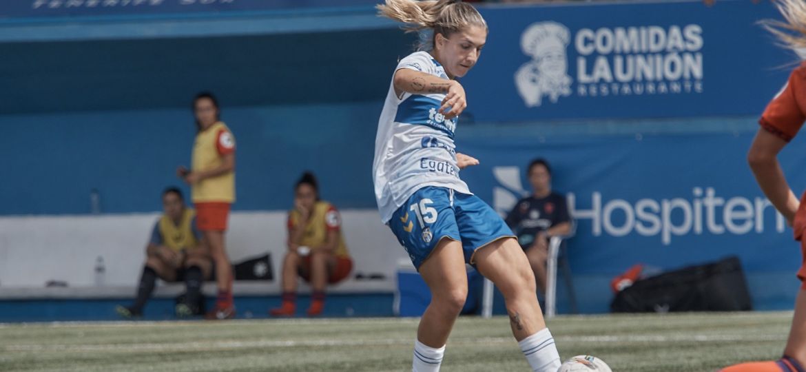 Claudia Iglesias 'Bicho' (UD COSTA ADEJE TENERIFE).