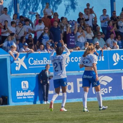 Monday Gift celebra uno gol (UD COSTA ADEJE TENERIFE).|Presentación de la app Terrero&Gloria (CEDIDA).