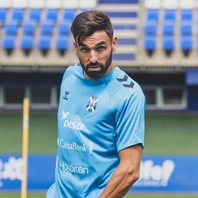 Enric Gallego se prepara en la Ciudad Deportiva para la pretemporada (CD TENERIFE)
