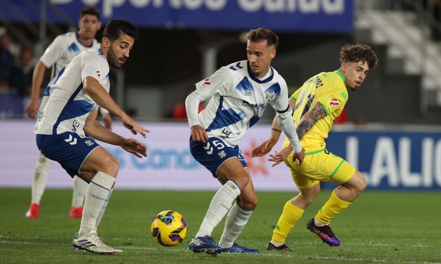 Una acción del partido (LALIGA).