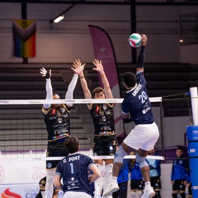Remate de Víctor Andreu (CEDIDA)