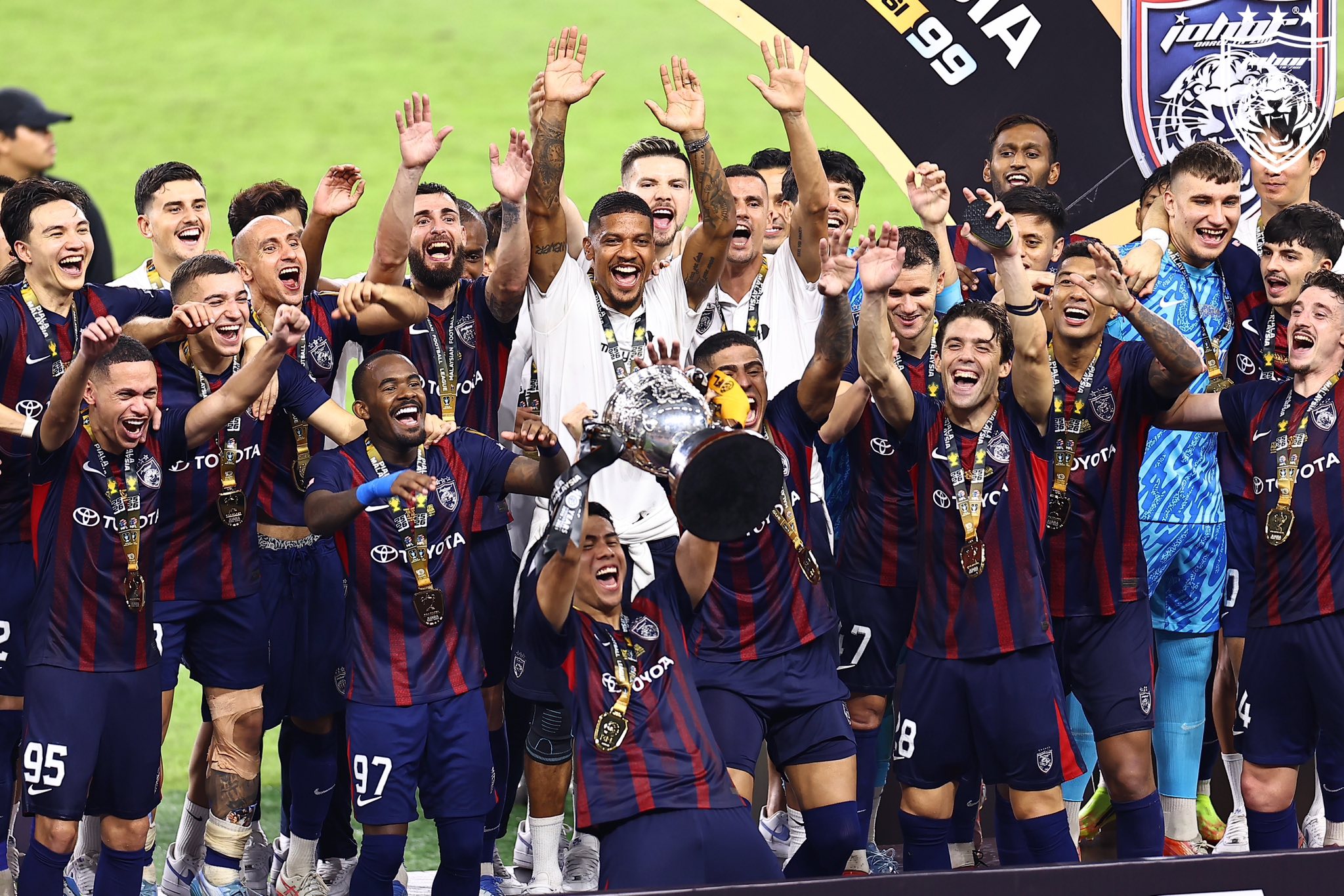 Teto, campeón en Malasia (FOTO: JOHOR DT).