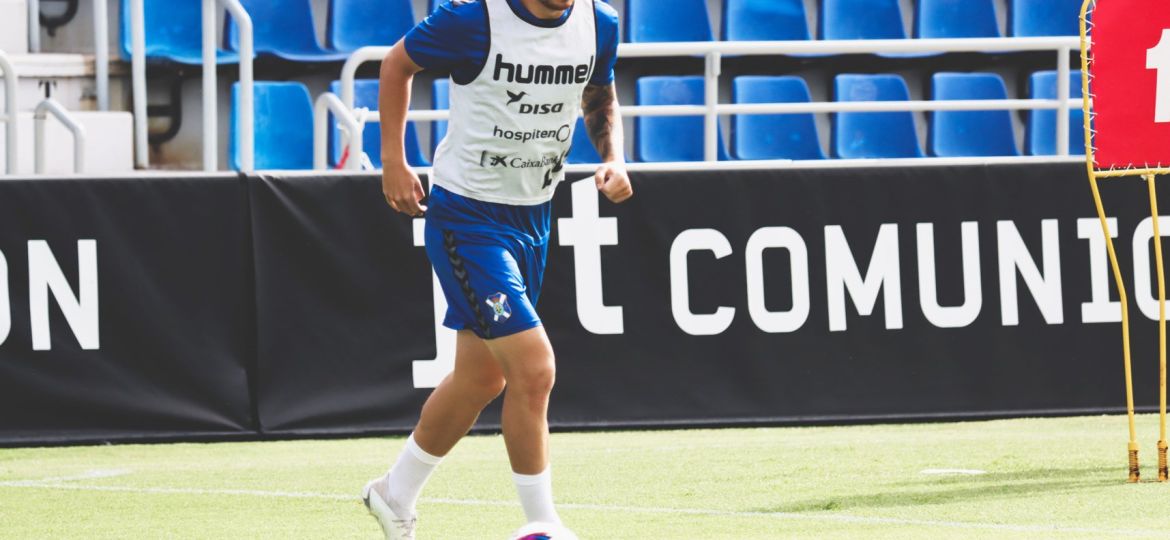 José Amo en un entrenamiento. (CD Tenerife)