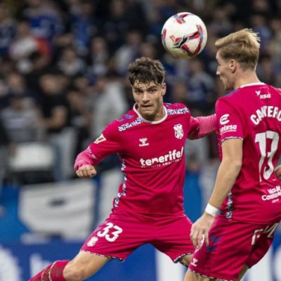 Aarón Martín y Cantero en Oviedo (La Liga)