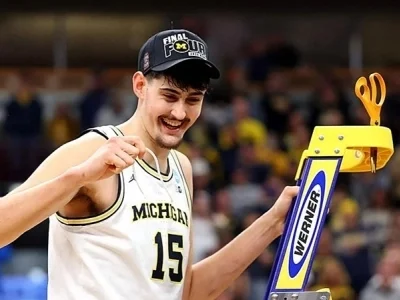 Aday Mara (NCAA)