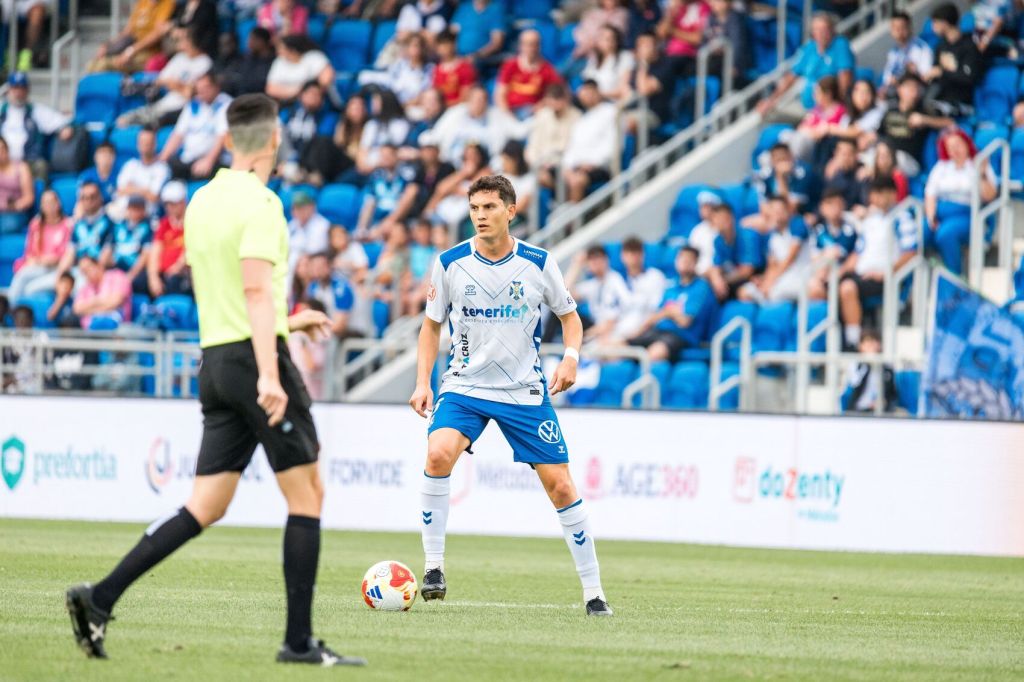 Facundo Agüero (CD TENERIFE).