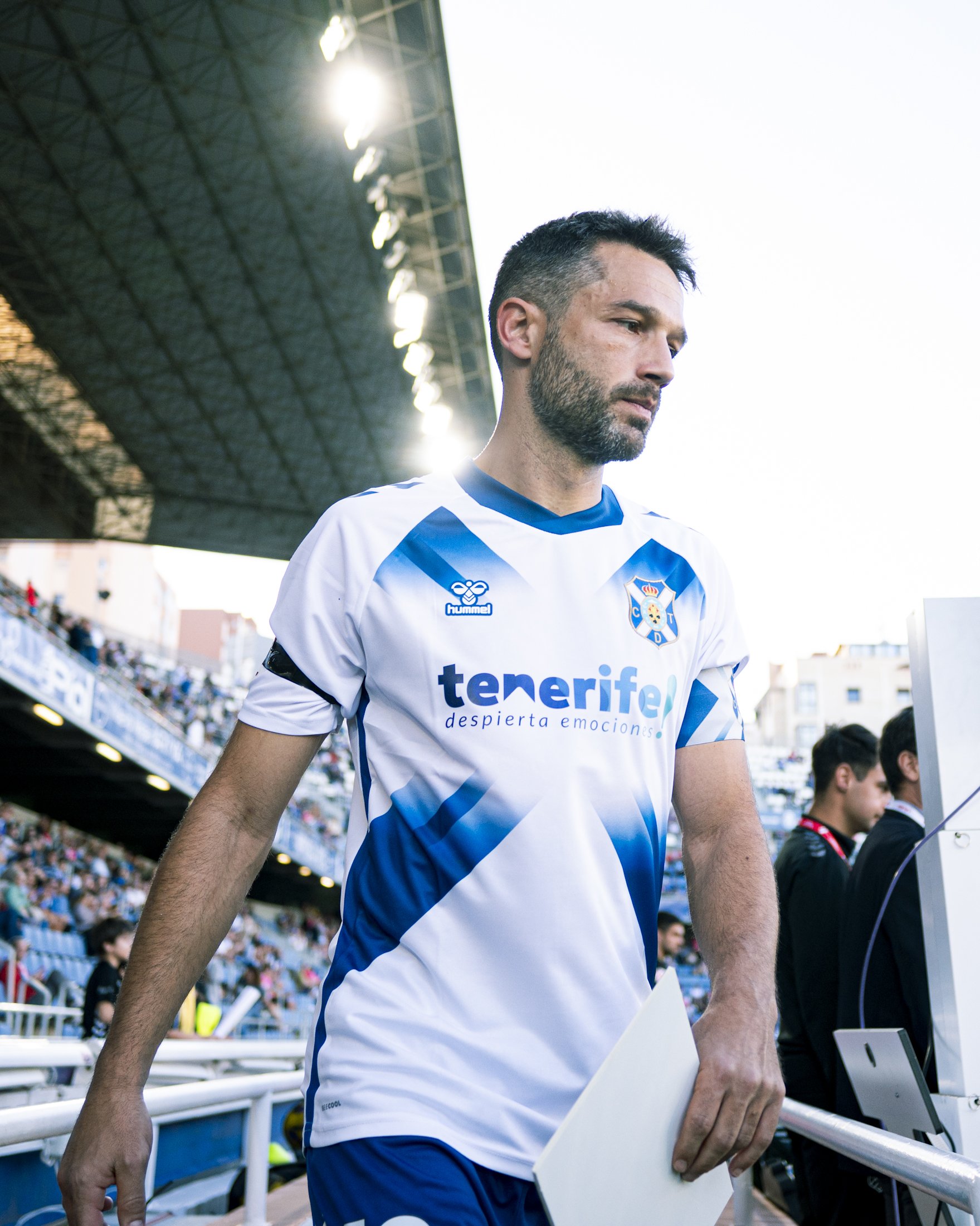 Aitor Sanz antes de jugar contra el Castellón (@CDTOficial)