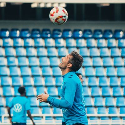 Aitor Sanz en el entrenamiento a puertas abiertas (@CDTOficial)