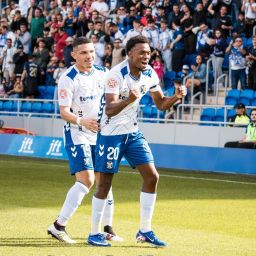 Alassan celebra su gol. (CD TENERIFE)
