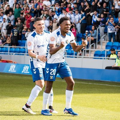 Alassan celebra su gol. (CD TENERIFE)