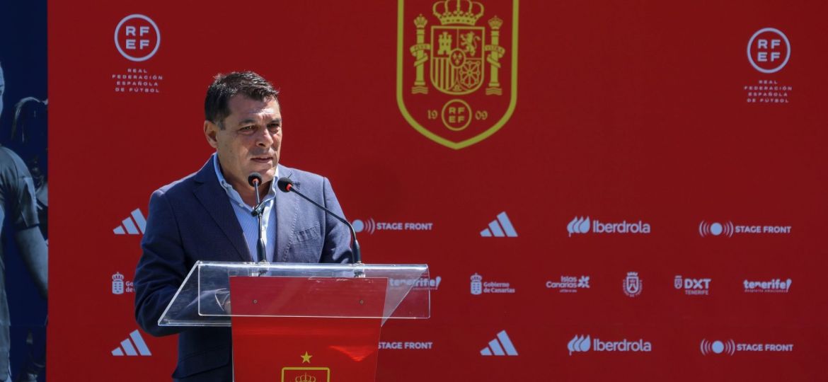 Alejandro Morales Mansito en el acto de presentación del España - Dinamarca (@rfef)