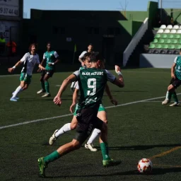 Álex Altube frente al Cacereño (Atlético Paso)