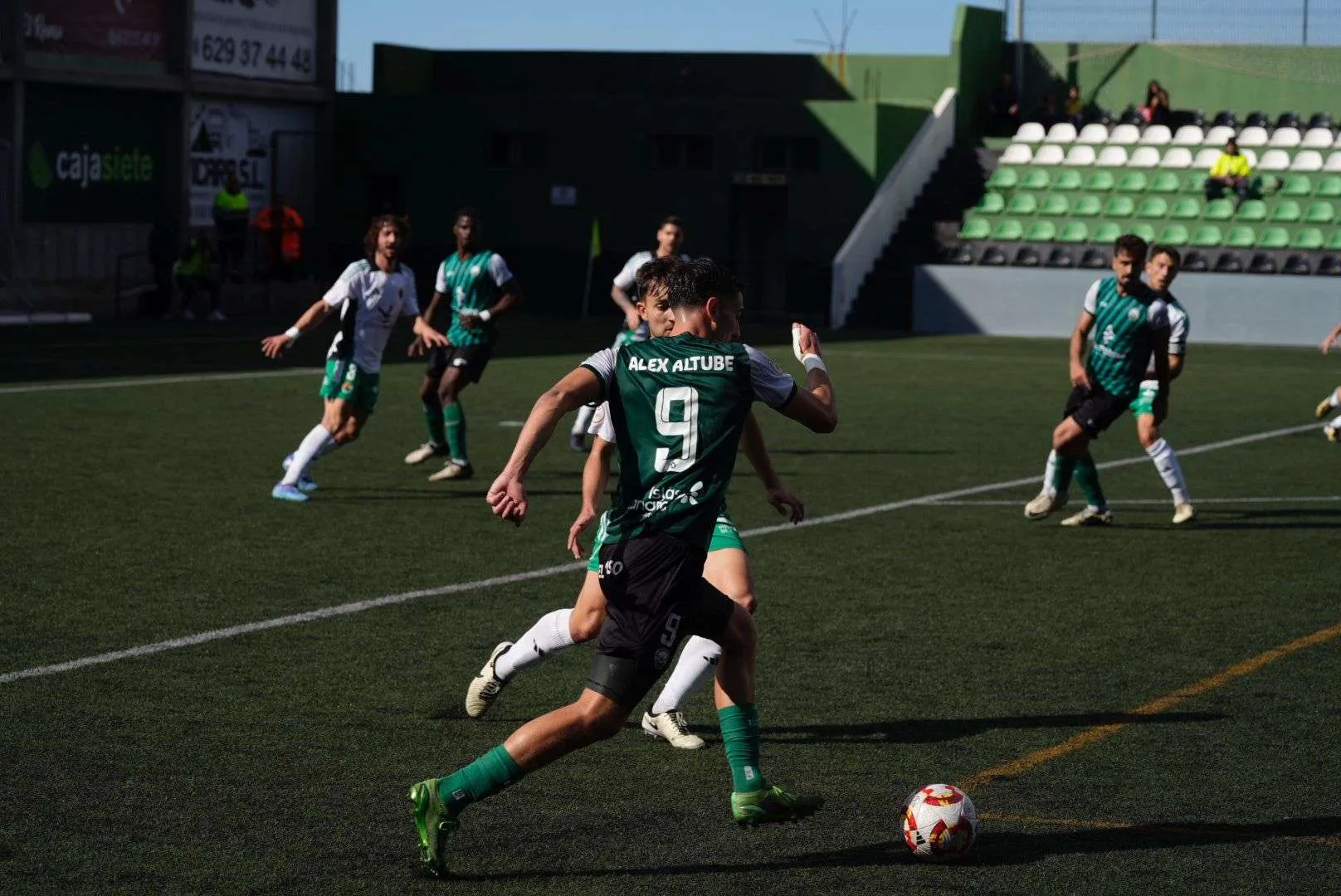 Álex Altube frente al Cacereño (Atlético Paso)