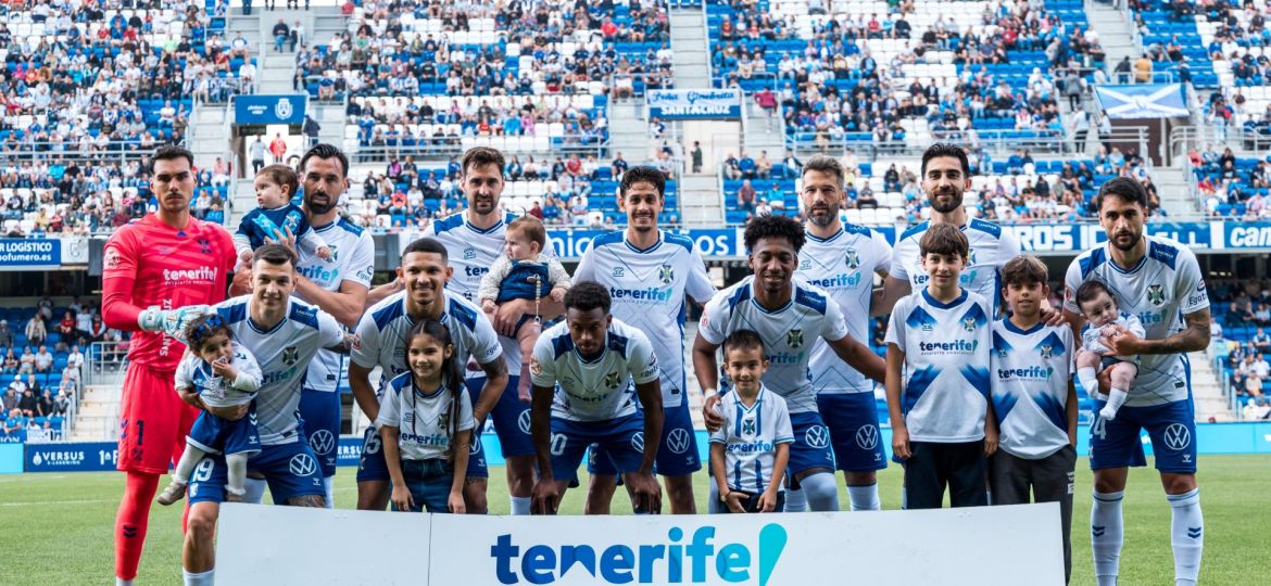 Alineación del CD Tenerife contra el CP Cacereño (CD TENERIFE)